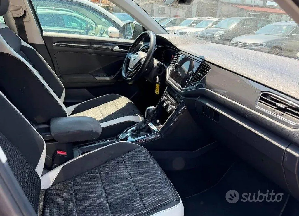 Volkswagen T-Roc 2018 photo 5