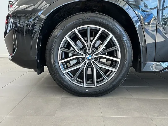 BMW X1 2025 photo 4