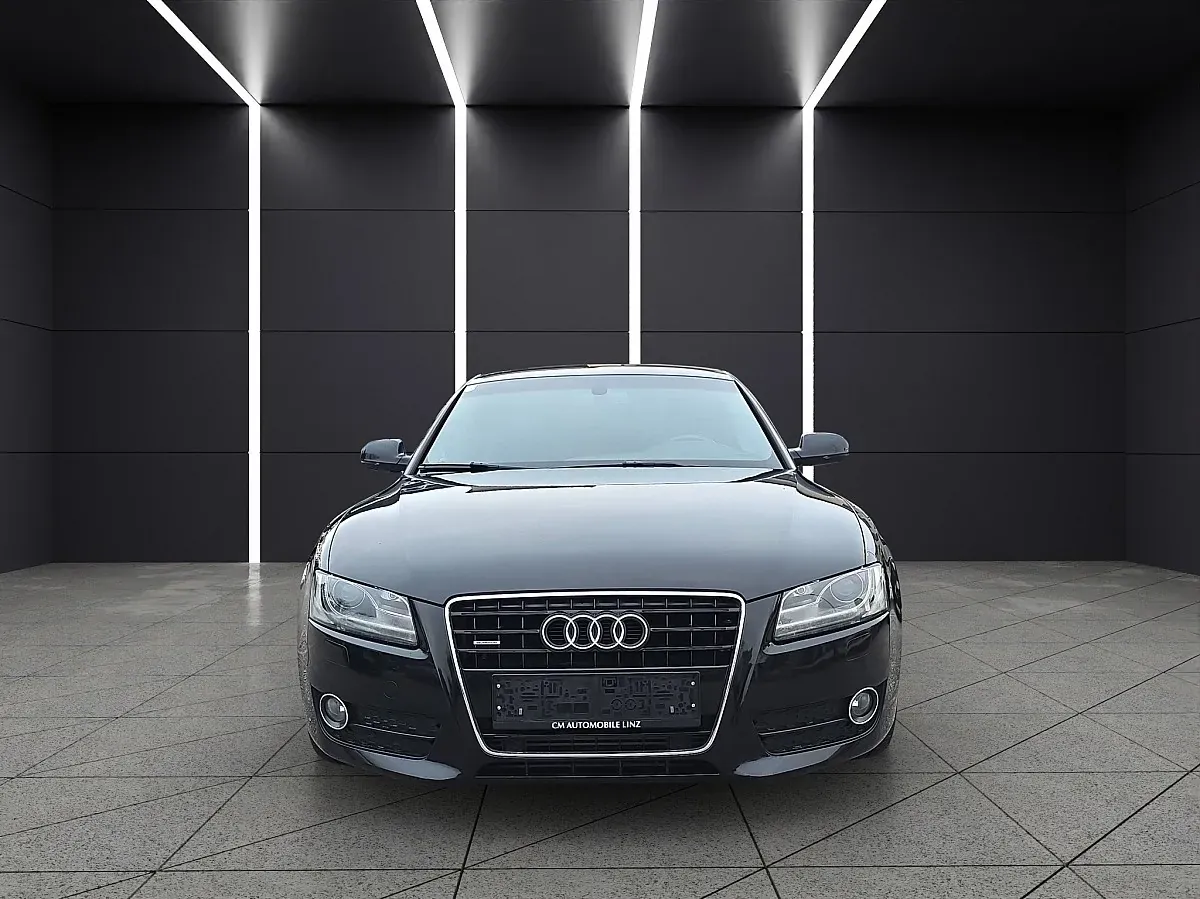 Audi A5 2011 photo 2