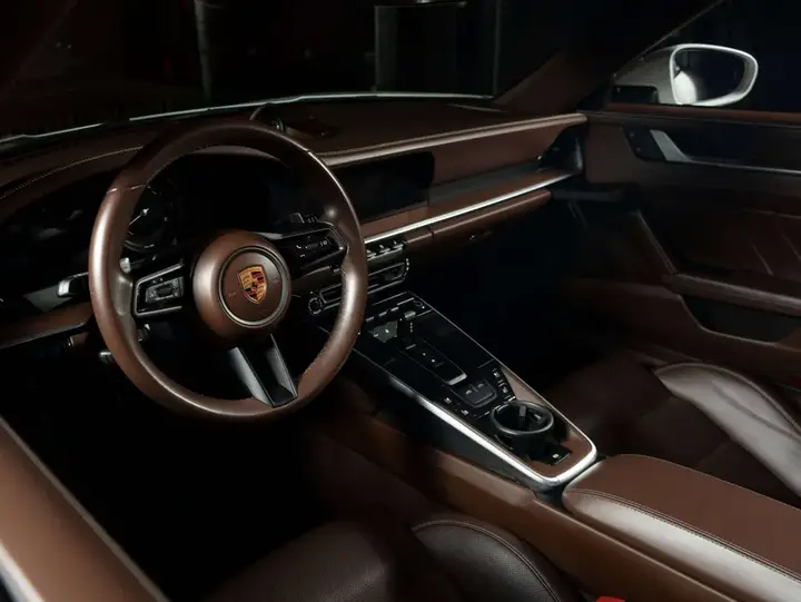 Porsche 911 2022 photo 5