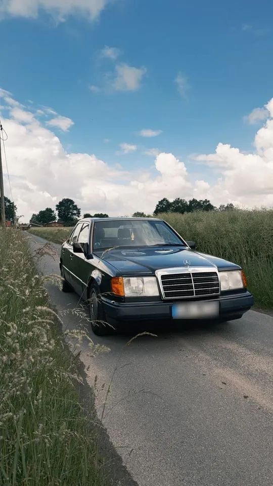 Mercedes-Benz W124