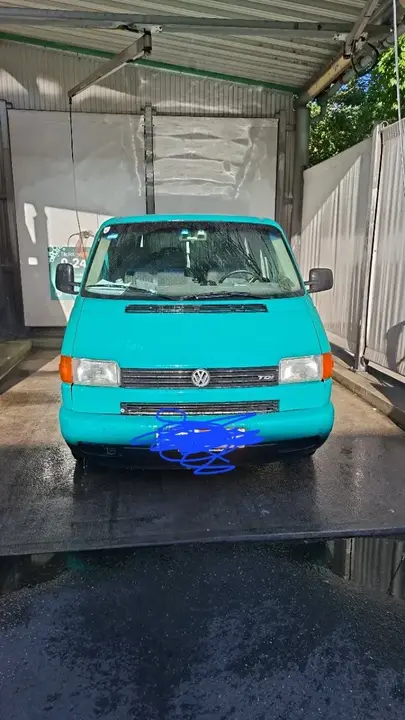 Volkswagen T4 1999 photo 2