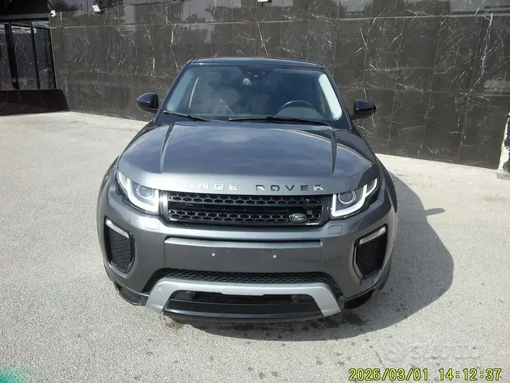 Land Rover Range Rover Evoque 2020 photo 2