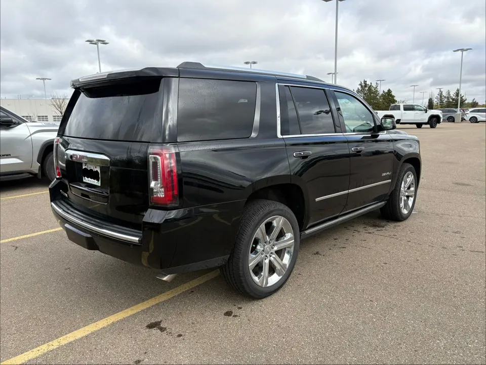 GMC Yukon 2017 photo 3