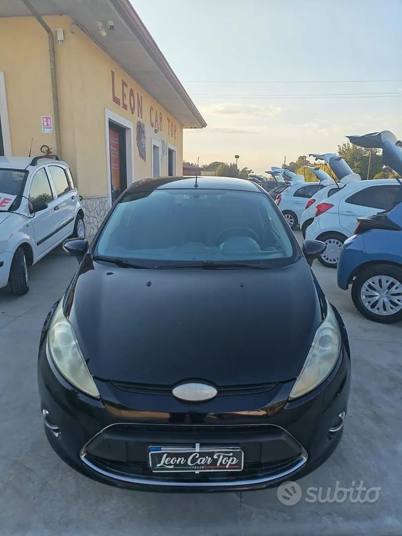 Ford Fiesta 2009 photo 2