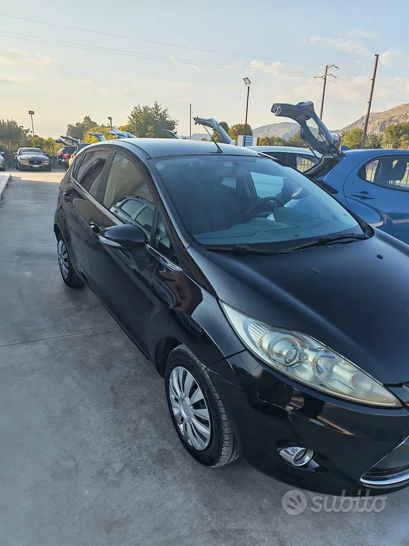 Ford Fiesta 2009 photo 4