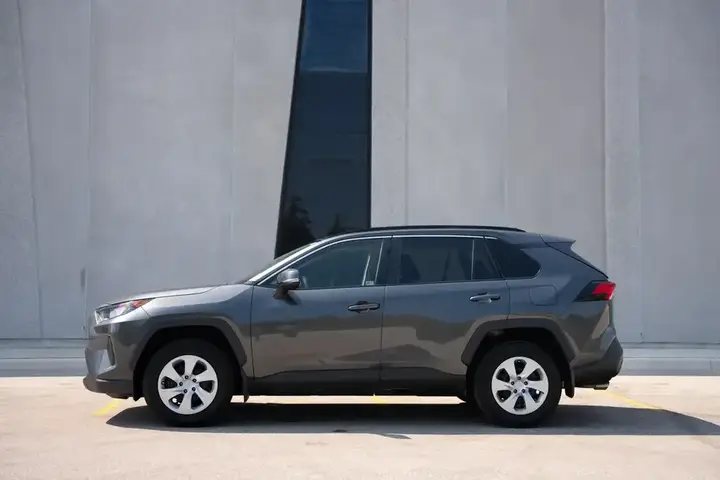 Toyota Rav4 2020 photo 2