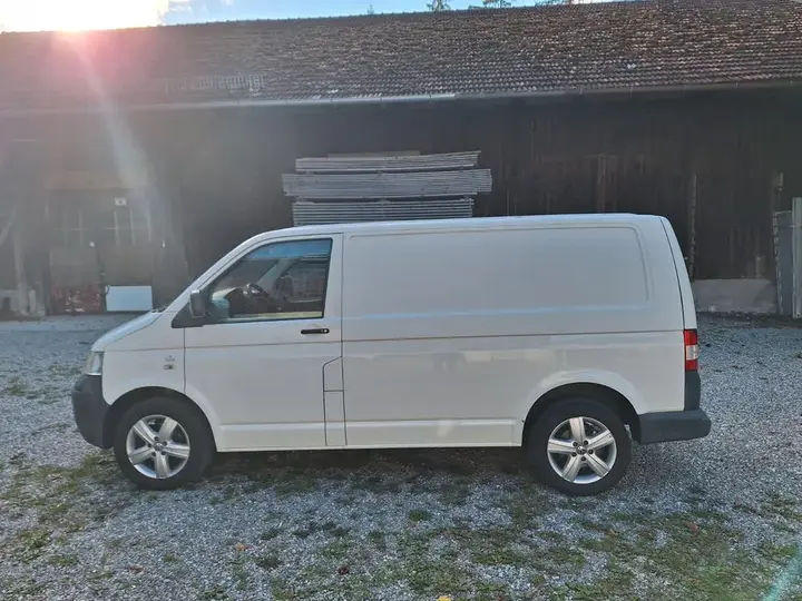 Volkswagen T5 Transporter