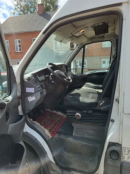 Iveco Daily 2011 photo 4