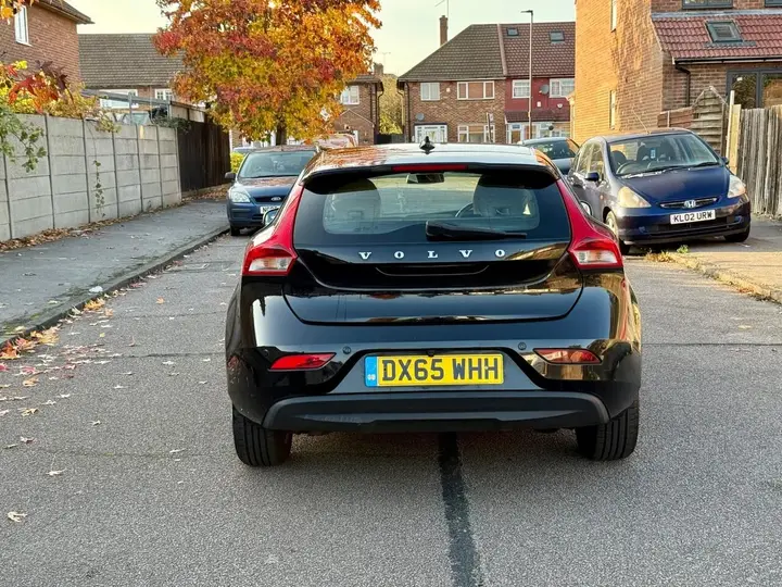 Volvo V40 2015 photo 4