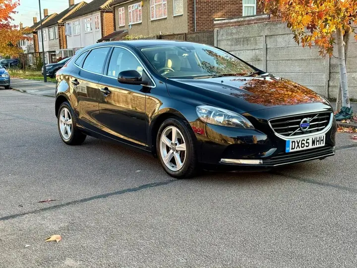 Volvo V40 2015 photo 3