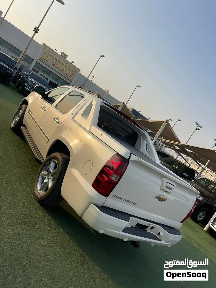 Chevrolet Tahoe 2011 photo 4