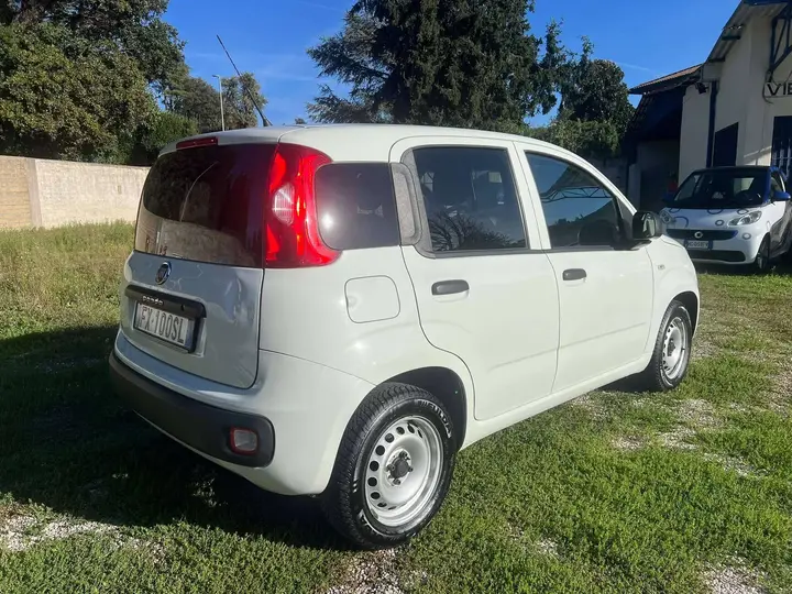 Fiat Panda 2019 photo 3