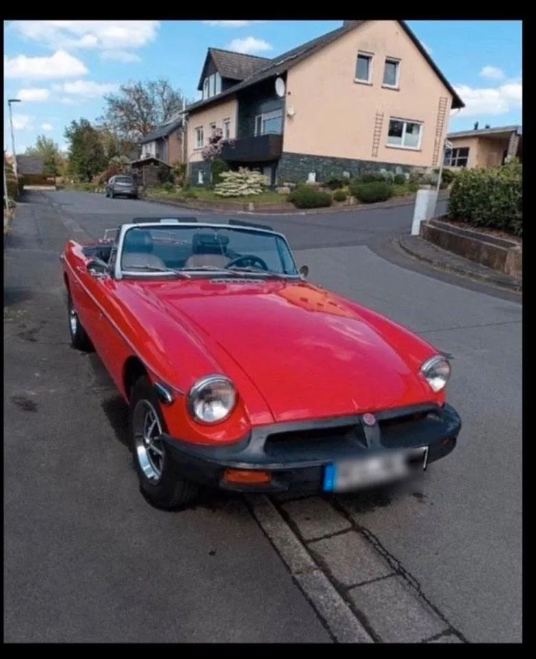 MG B Roadster
