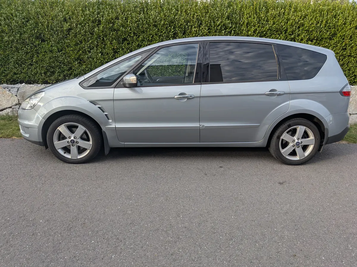 Ford S-Max