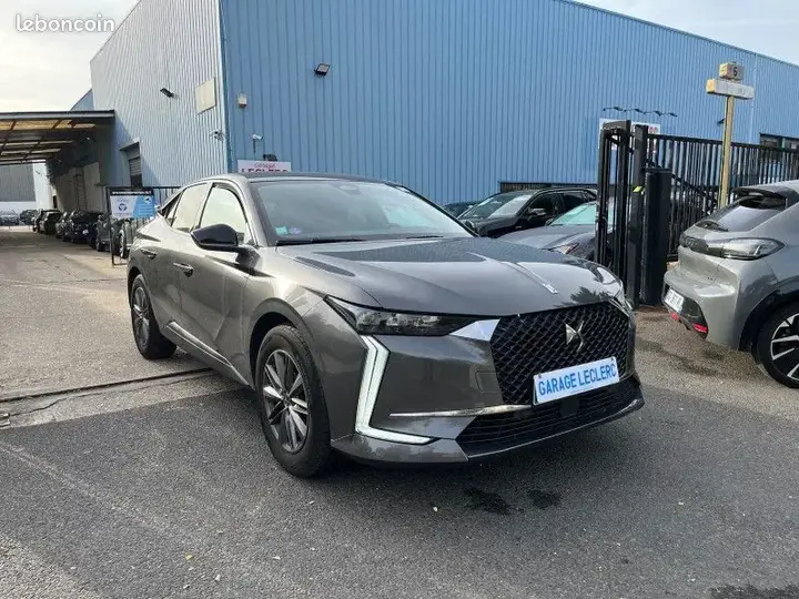 DS Automobiles Ds 4