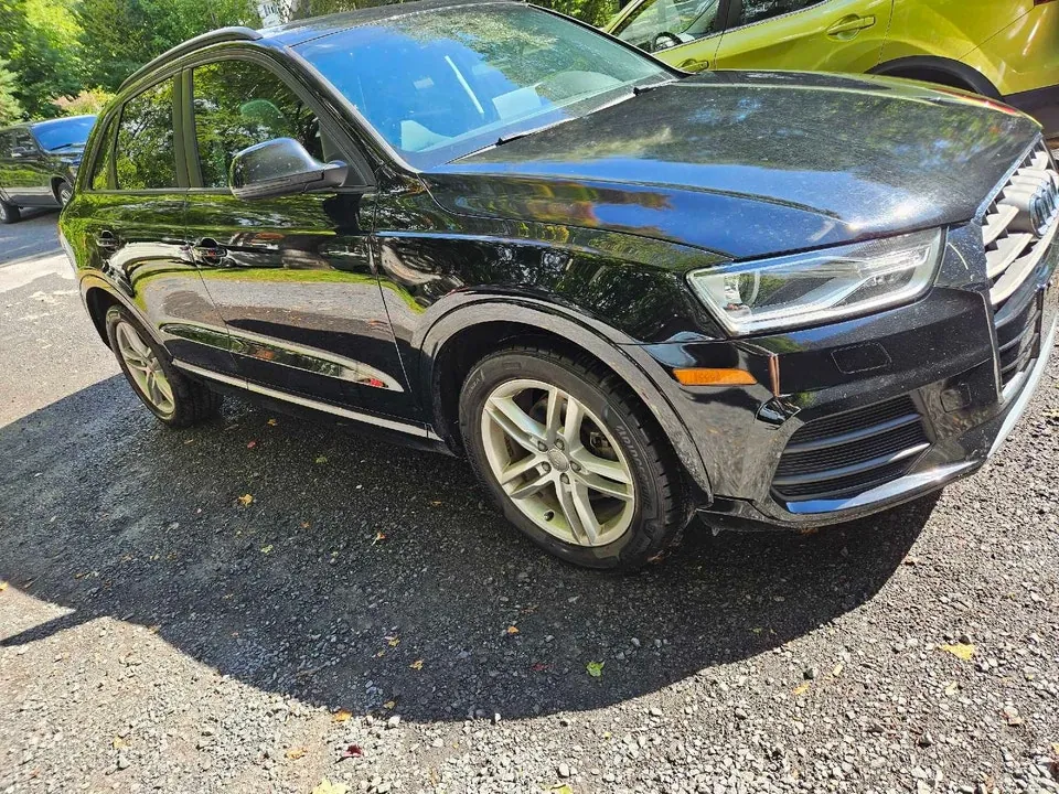 Audi Q3 2017 photo 5