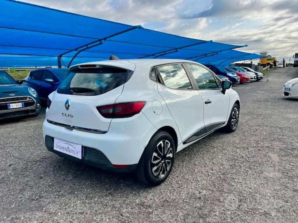 Renault Clio 2016 photo 4