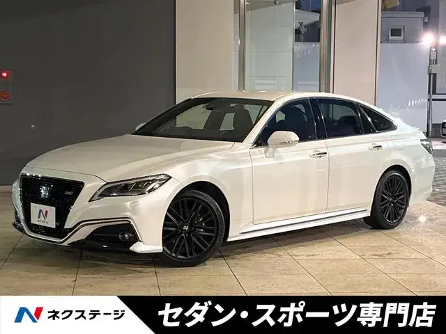 Toyota Crown Hybrid