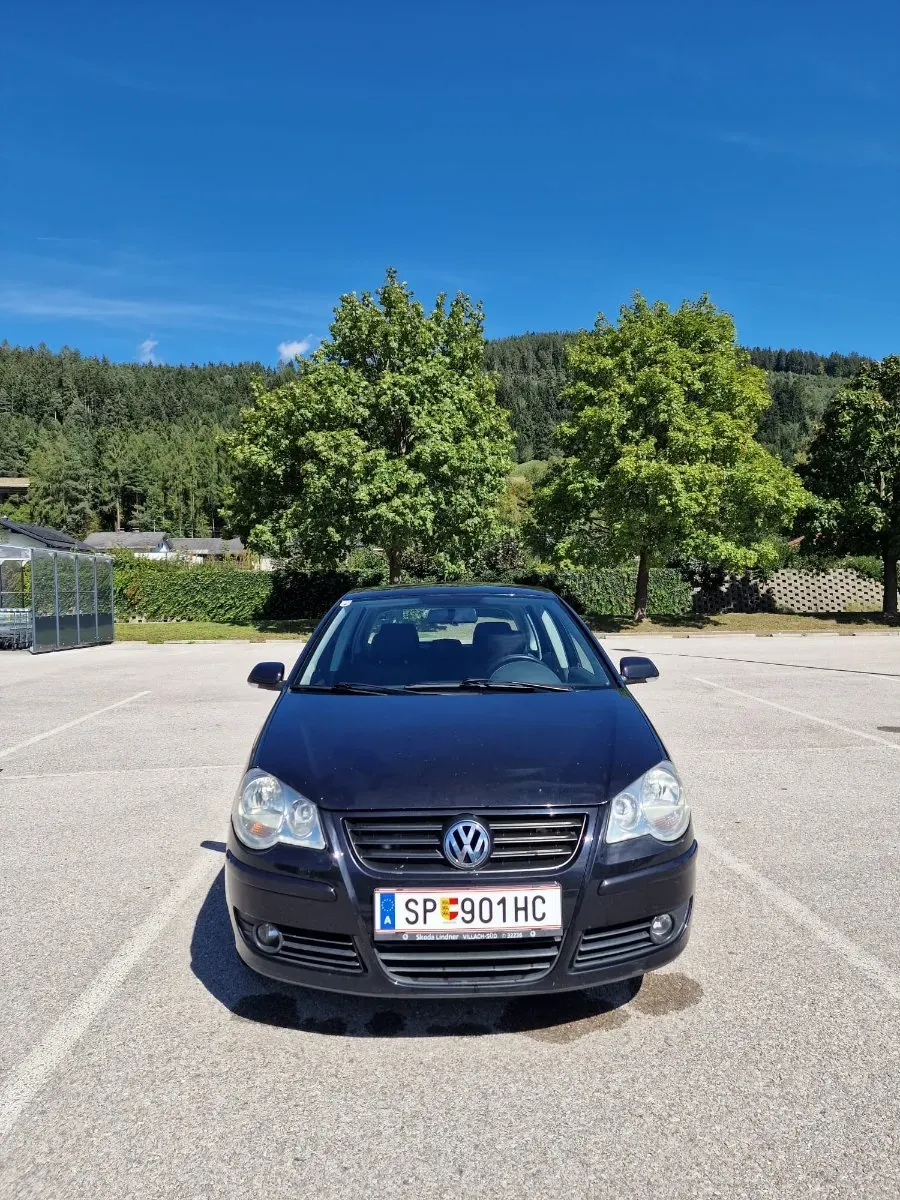 Volkswagen Polo 2005 photo 2