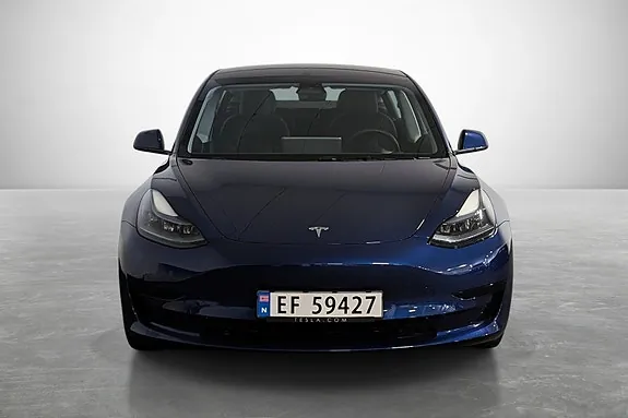 Tesla Model 3 2023 photo 3
