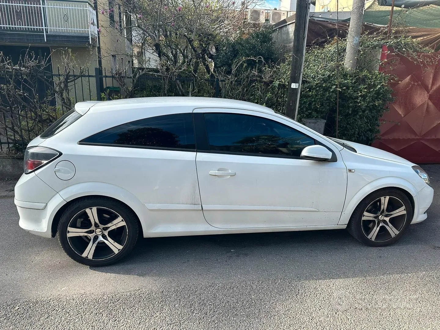 Opel Astra 2007 photo 2