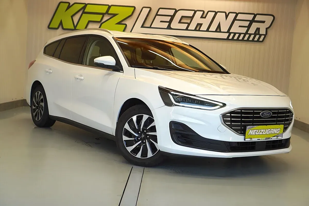 Ford Focus 2022 photo 3