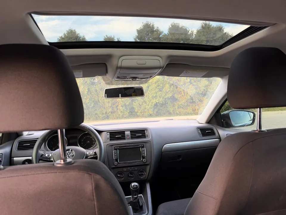 Volkswagen Jetta 2015 photo 4