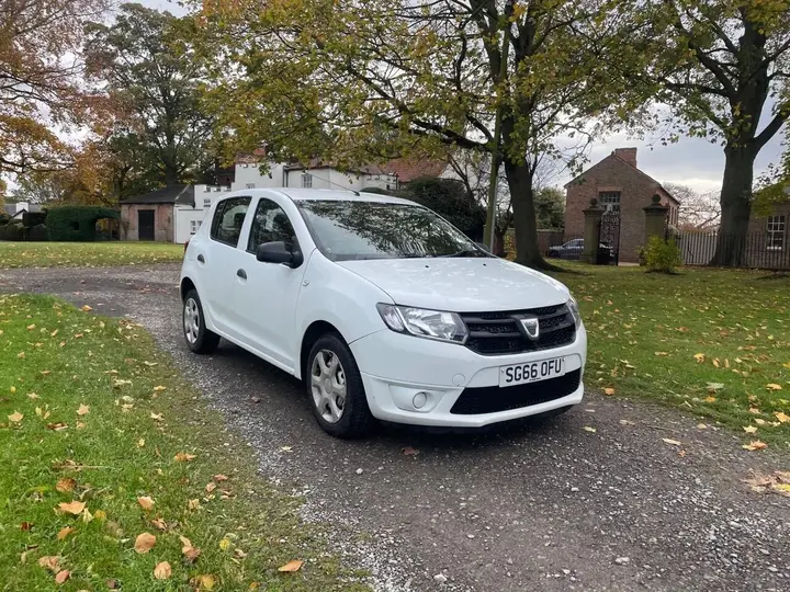 Dacia Sandero 2016 photo 3
