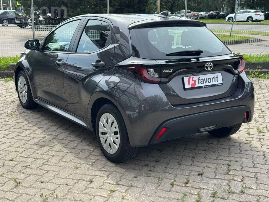 Toyota Yaris 2021 photo 3