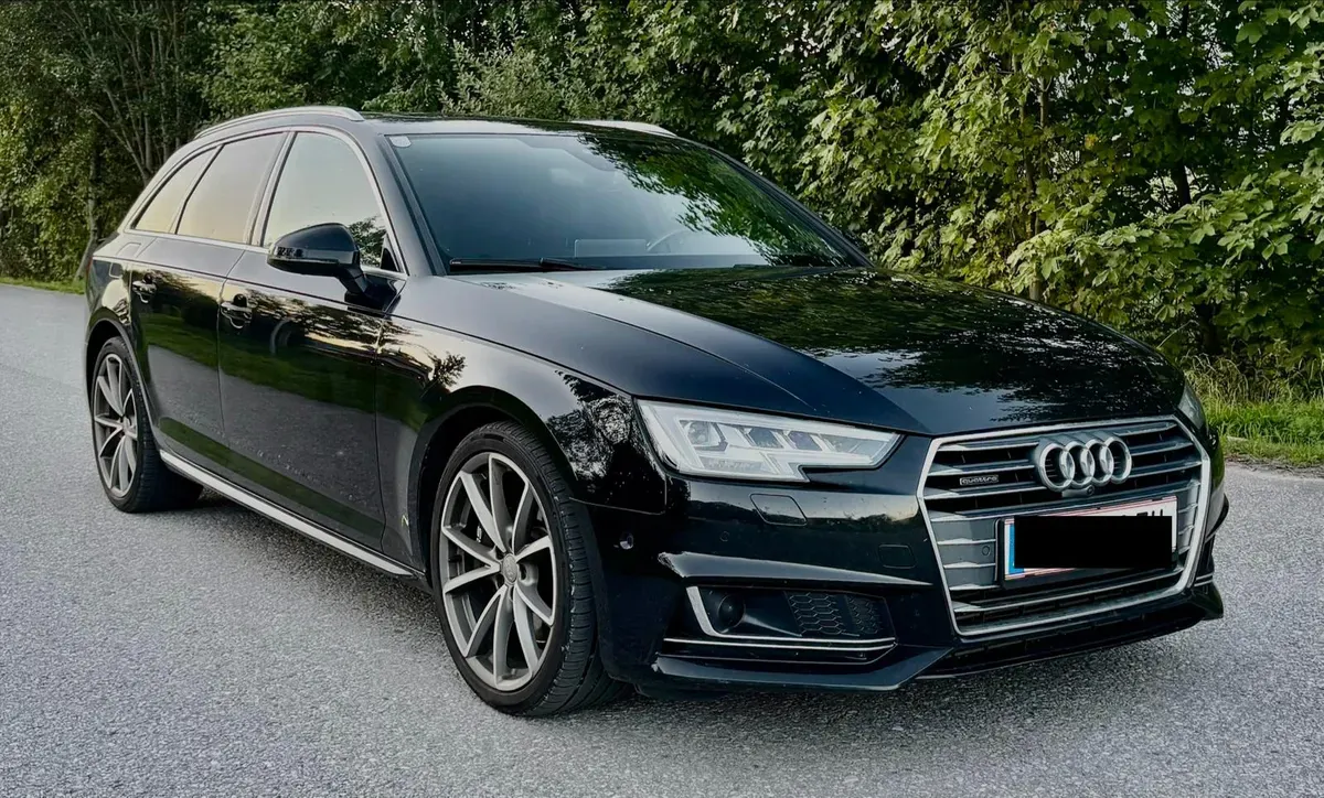 Audi A4 2016 photo 2