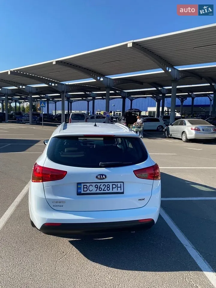 Kia Ceed 2015 photo 4