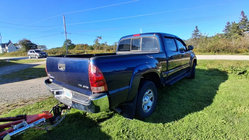 Toyota Tacoma 2006 photo 2