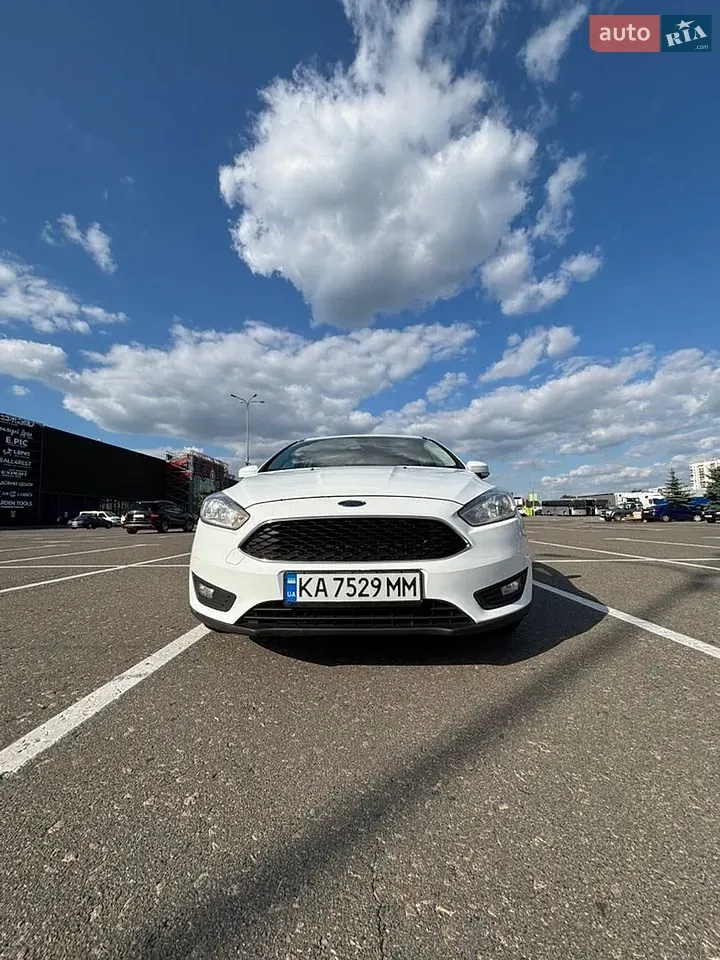 Ford Focus 2017 photo 2