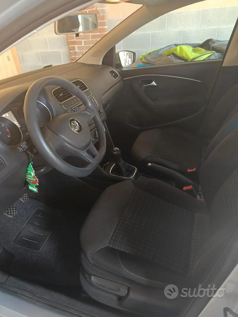 Volkswagen Polo 2016 photo 5