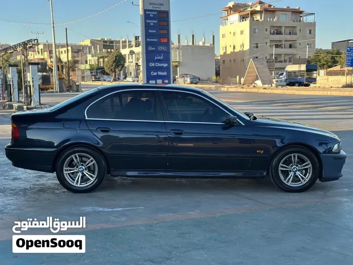BMW E39 1997 photo 3