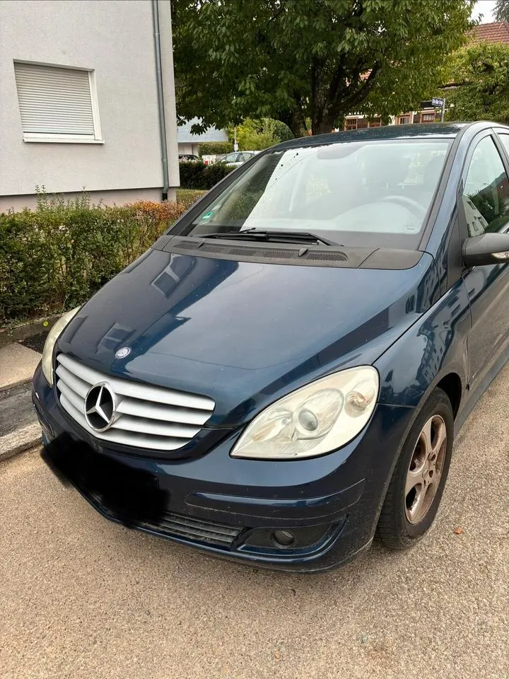 Mercedes-Benz B170