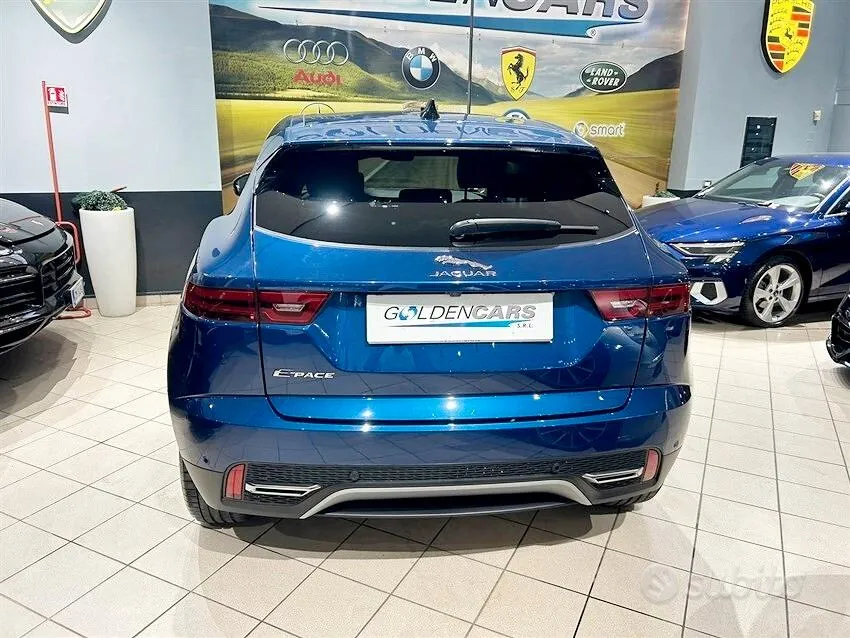 Jaguar E-Pace 2022 photo 5