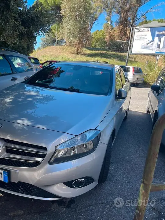 Mercedes-Benz A 180