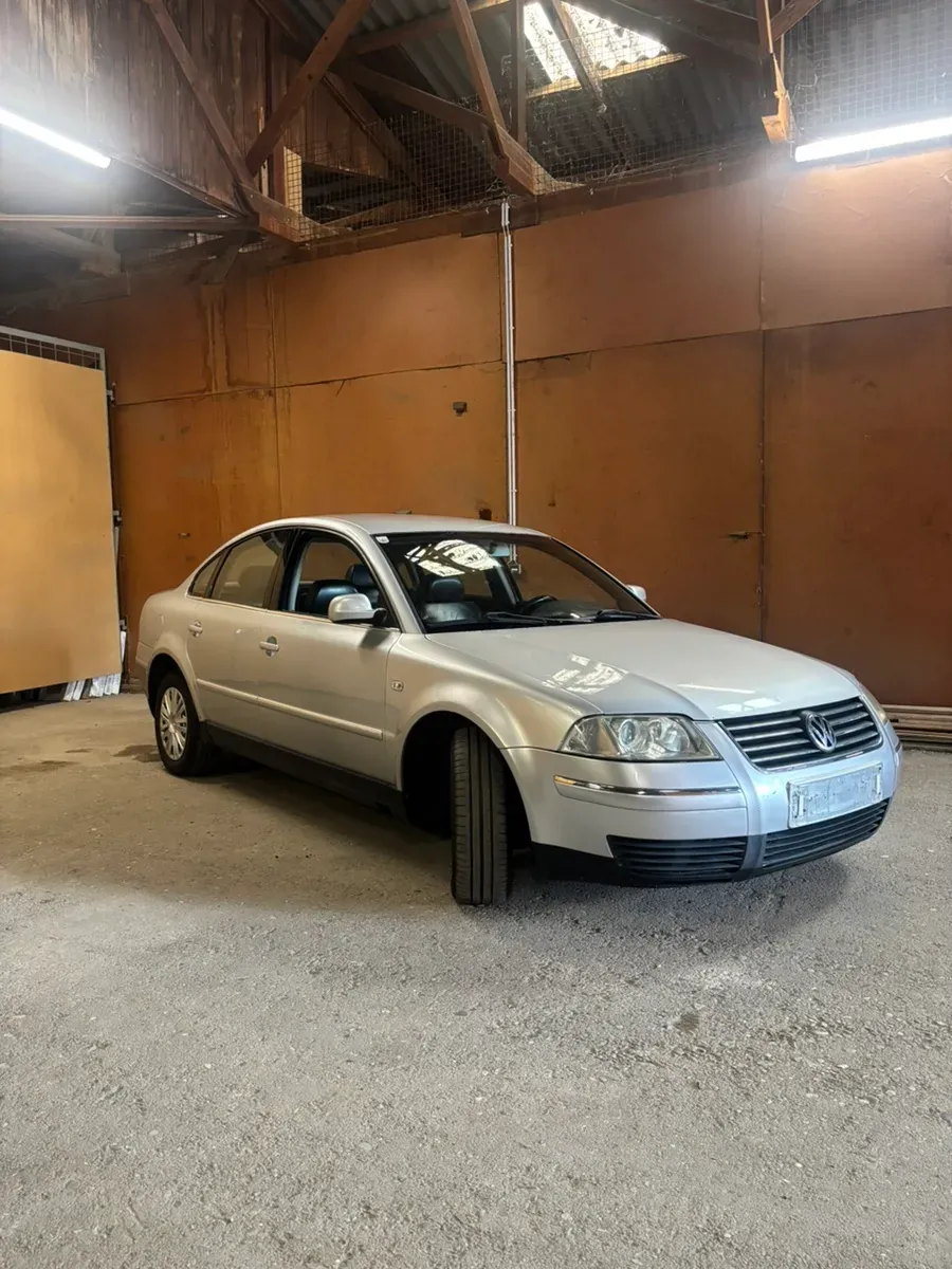 Volkswagen Passat 2001 photo 3