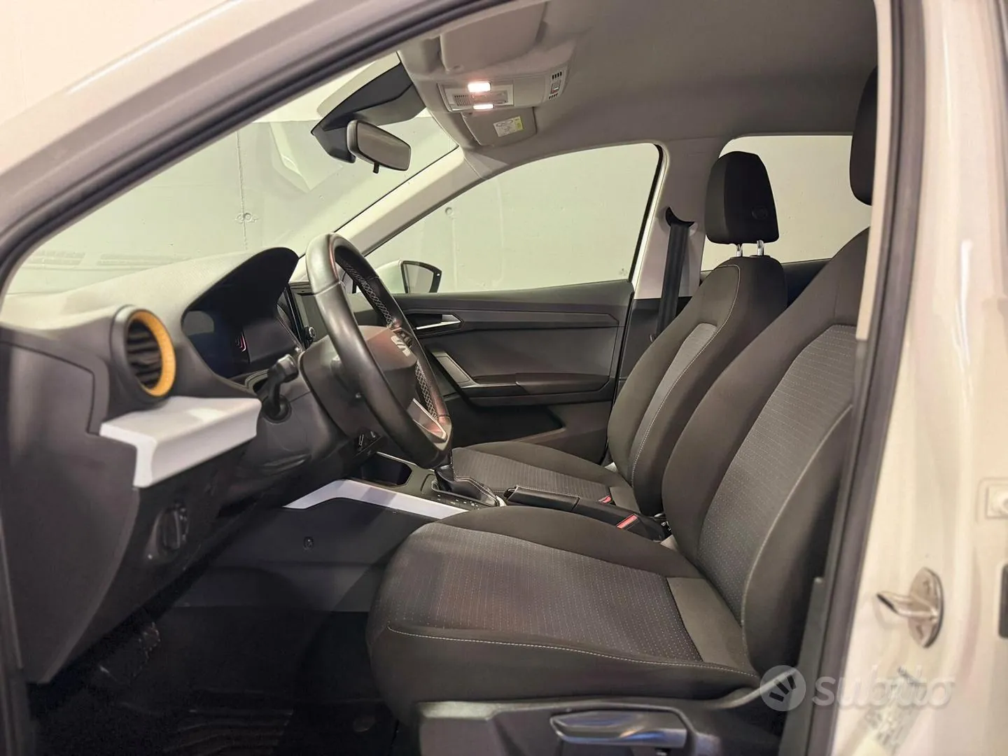 Seat Arona 2023 photo 5