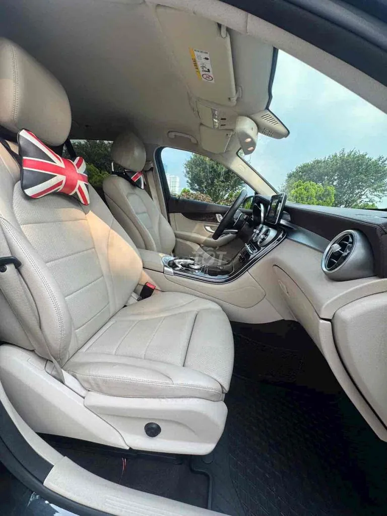 Mercedes-Benz Glc 2018 photo 4