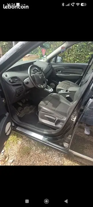 Renault Scenic 2015 photo 3
