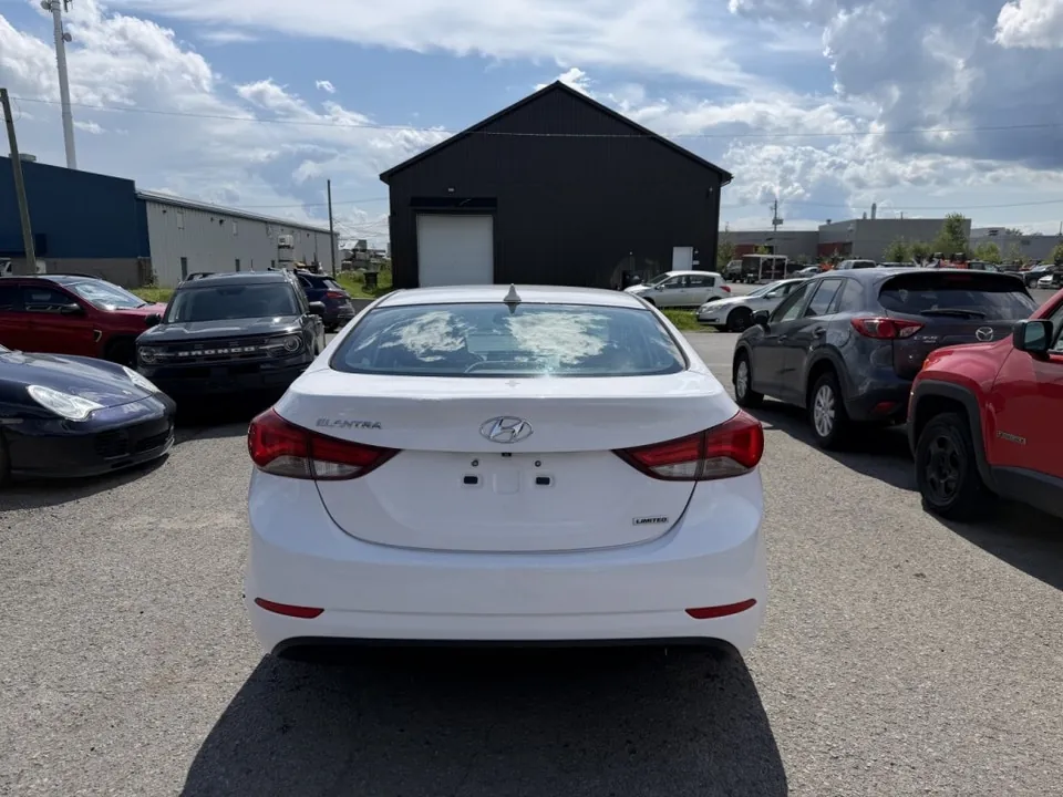 Hyundai Elantra 2016 photo 3