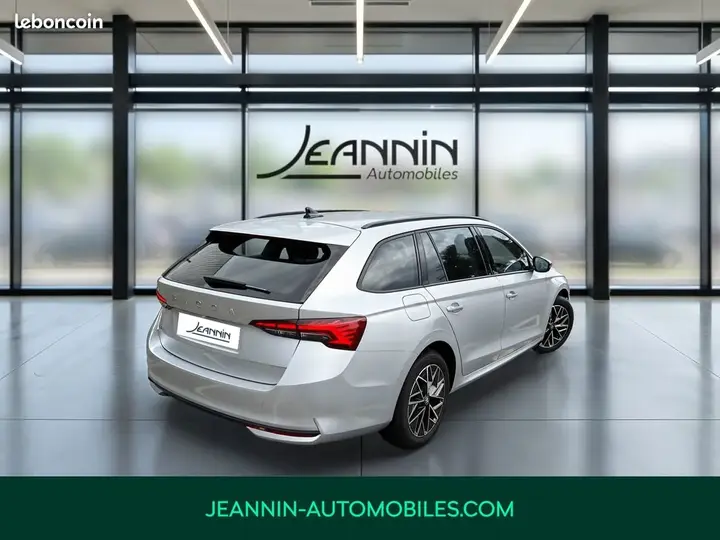 Skoda Octavia 2025 photo 5