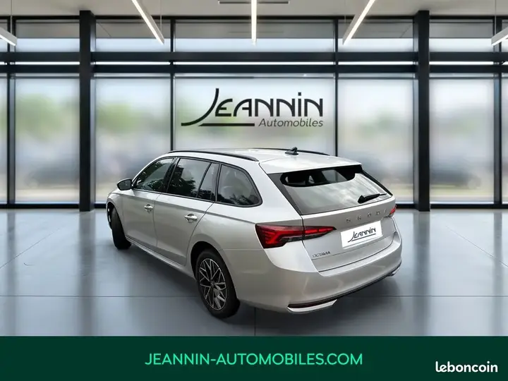 Skoda Octavia 2025 photo 3