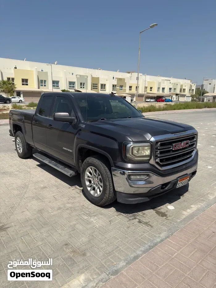 GMC Sierra