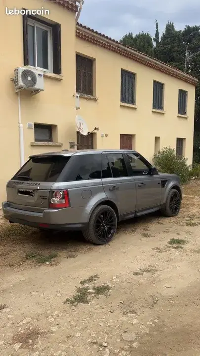 Land Rover Range Rover Sport 2011 photo 2