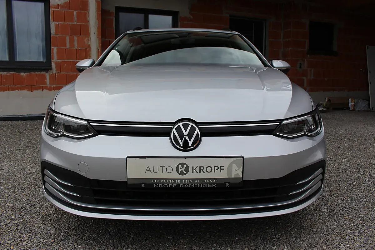 Volkswagen Golf 2022 photo 3