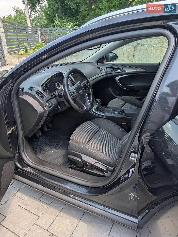 Opel Insignia 2014 photo 2
